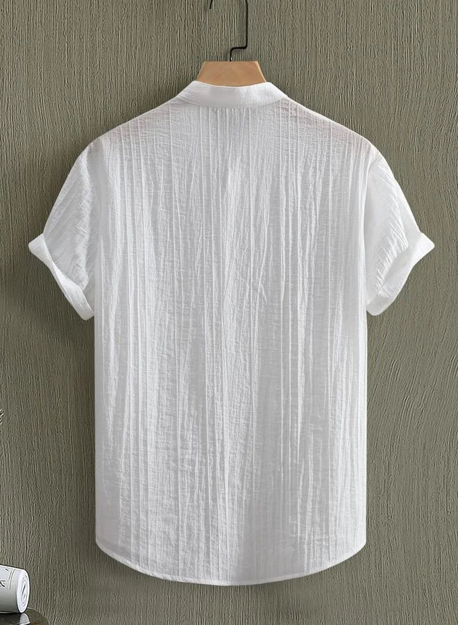 تايك تو قميص بأكمام قصيرة ونسيج بارز